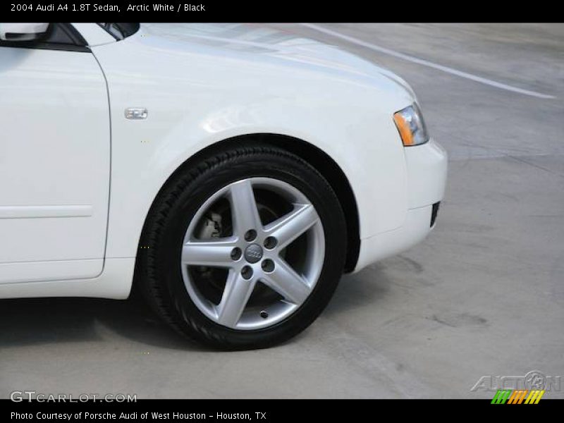 Arctic White / Black 2004 Audi A4 1.8T Sedan