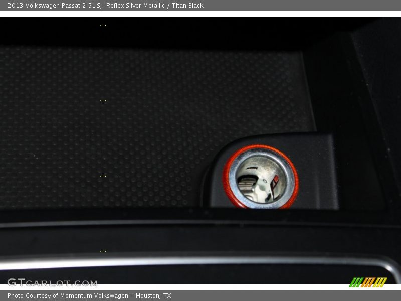 Reflex Silver Metallic / Titan Black 2013 Volkswagen Passat 2.5L S