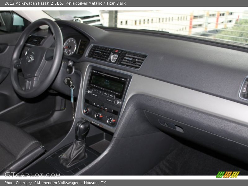 Reflex Silver Metallic / Titan Black 2013 Volkswagen Passat 2.5L S