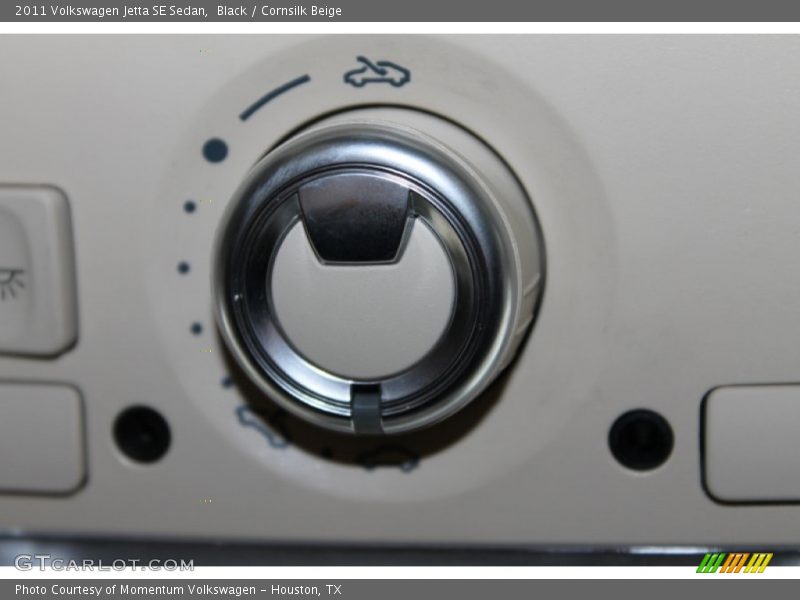 Black / Cornsilk Beige 2011 Volkswagen Jetta SE Sedan