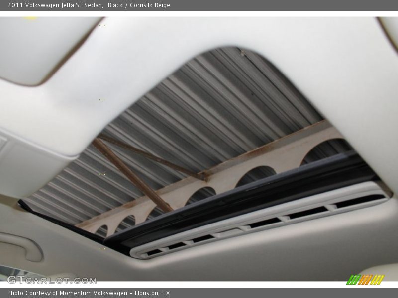 Black / Cornsilk Beige 2011 Volkswagen Jetta SE Sedan