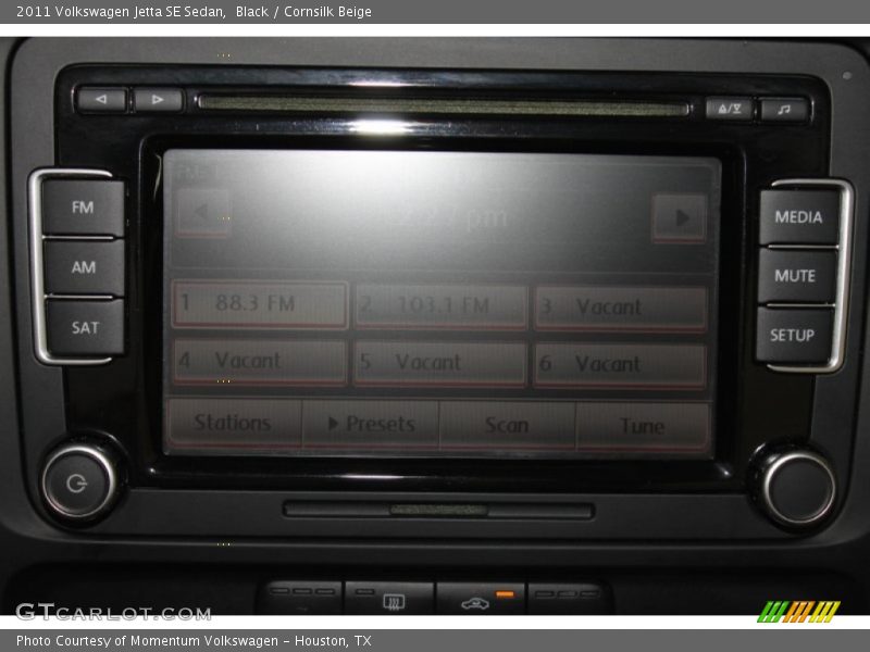 Black / Cornsilk Beige 2011 Volkswagen Jetta SE Sedan