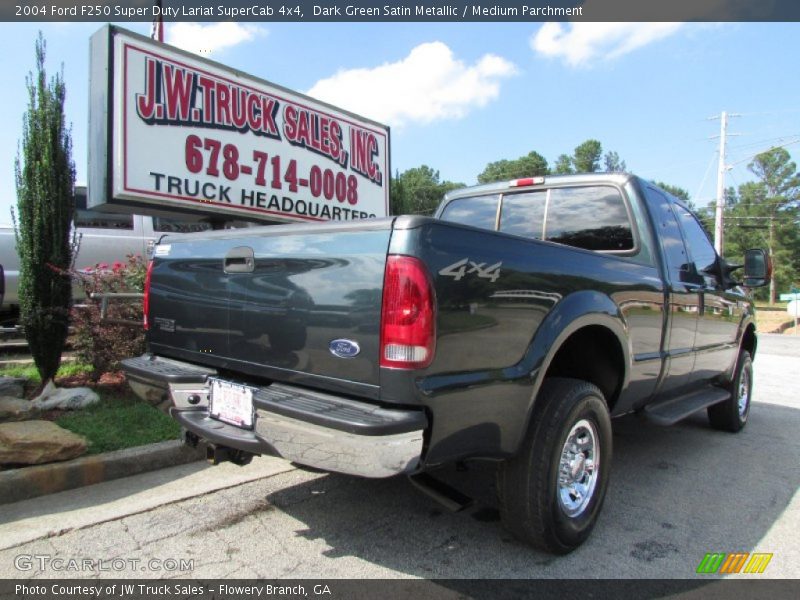 Dark Green Satin Metallic / Medium Parchment 2004 Ford F250 Super Duty Lariat SuperCab 4x4