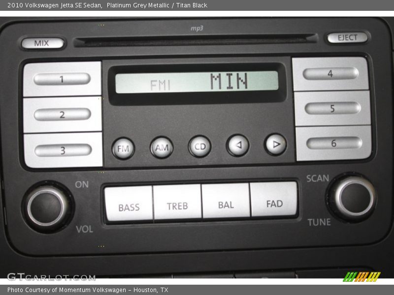 Platinum Grey Metallic / Titan Black 2010 Volkswagen Jetta SE Sedan