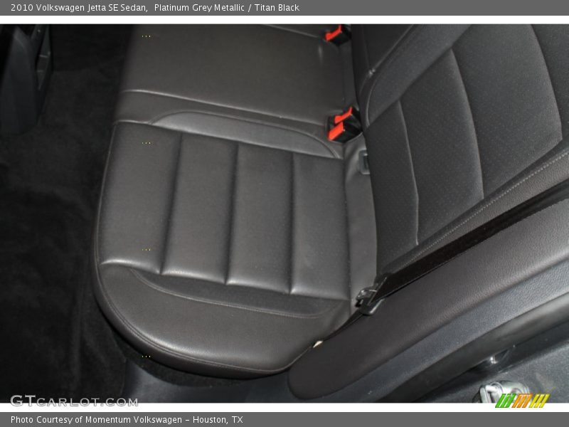 Platinum Grey Metallic / Titan Black 2010 Volkswagen Jetta SE Sedan