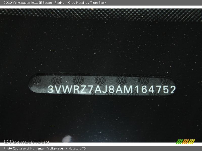 Platinum Grey Metallic / Titan Black 2010 Volkswagen Jetta SE Sedan