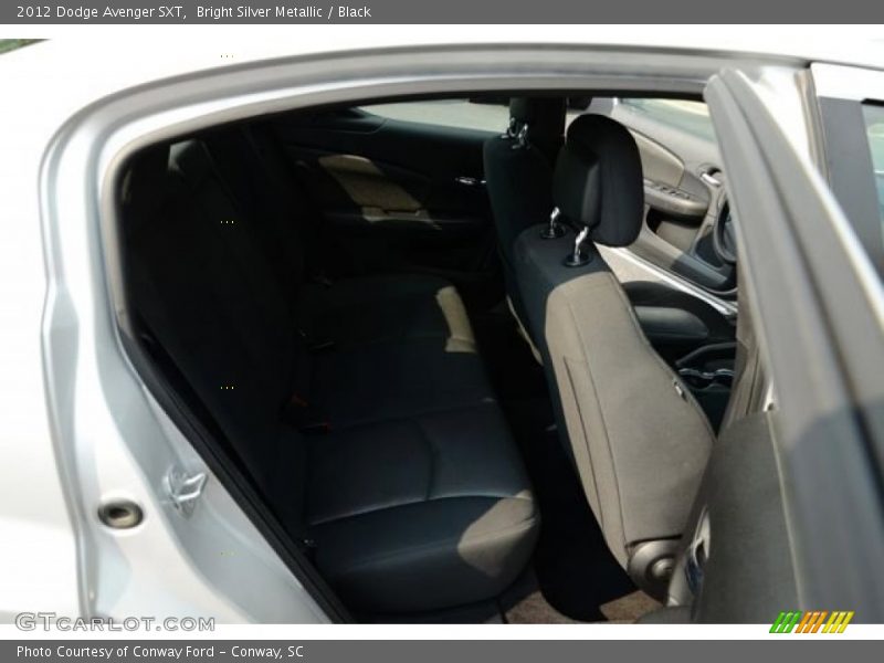 Bright Silver Metallic / Black 2012 Dodge Avenger SXT