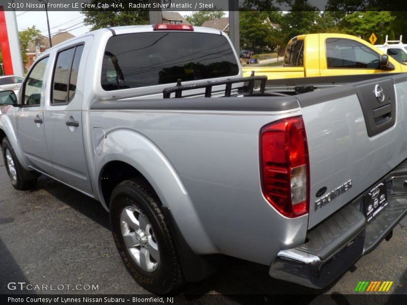 Radiant Silver Metallic / Steel 2010 Nissan Frontier LE Crew Cab 4x4
