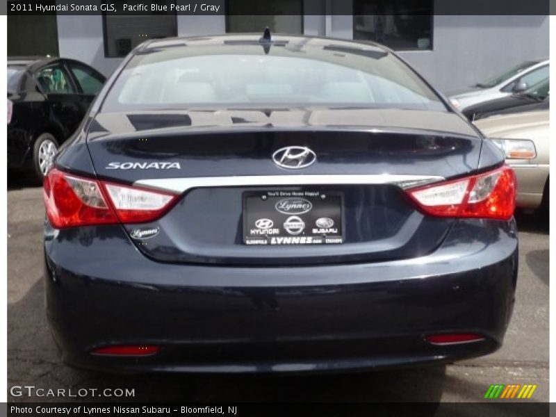 Pacific Blue Pearl / Gray 2011 Hyundai Sonata GLS