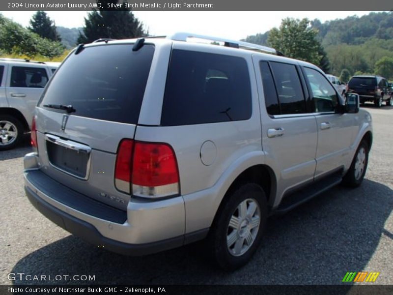 Silver Birch Metallic / Light Parchment 2004 Lincoln Aviator Luxury AWD