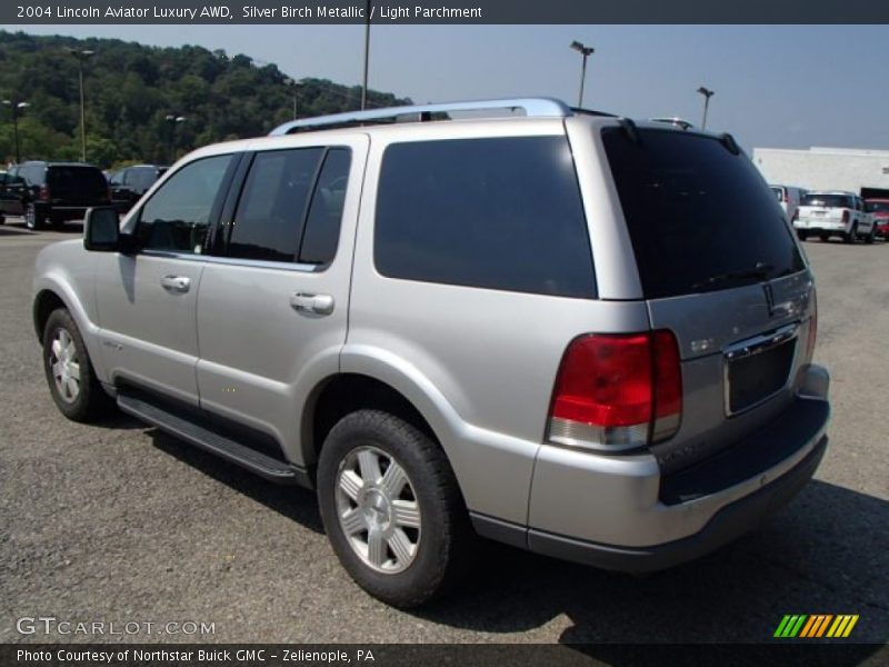 Silver Birch Metallic / Light Parchment 2004 Lincoln Aviator Luxury AWD