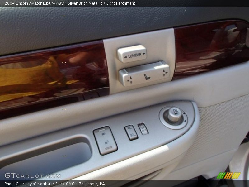 Silver Birch Metallic / Light Parchment 2004 Lincoln Aviator Luxury AWD
