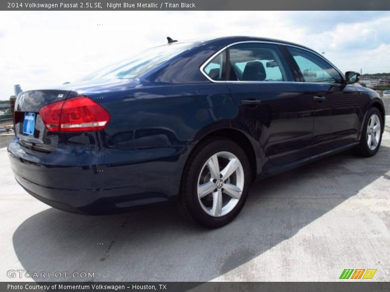 Night Blue Metallic / Titan Black 2014 Volkswagen Passat 2.5L SE