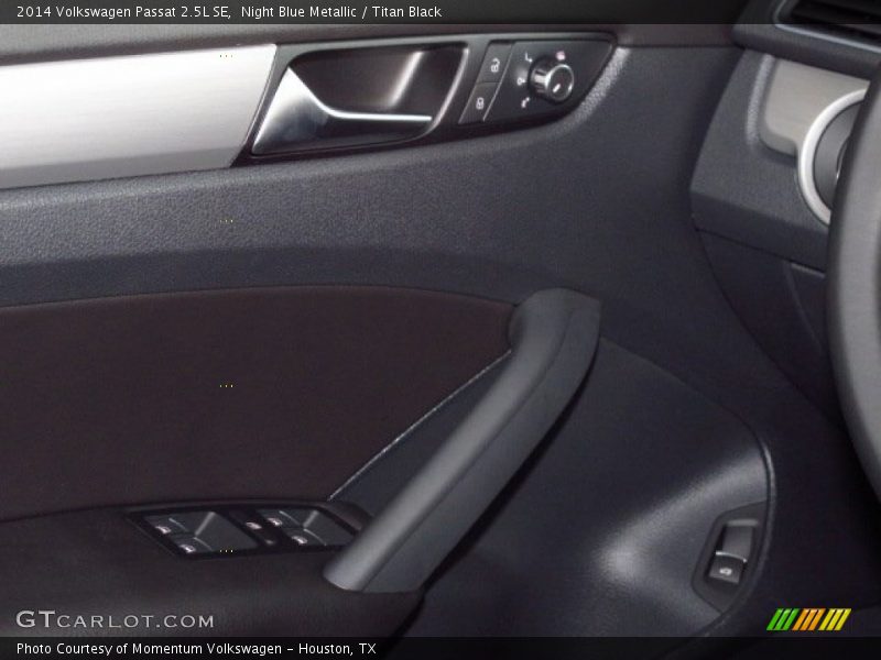 Night Blue Metallic / Titan Black 2014 Volkswagen Passat 2.5L SE