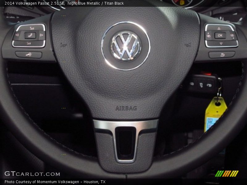 Night Blue Metallic / Titan Black 2014 Volkswagen Passat 2.5L SE