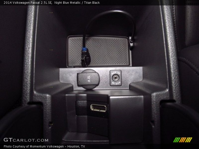 Night Blue Metallic / Titan Black 2014 Volkswagen Passat 2.5L SE