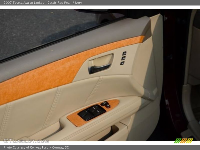 Cassis Red Pearl / Ivory 2007 Toyota Avalon Limited