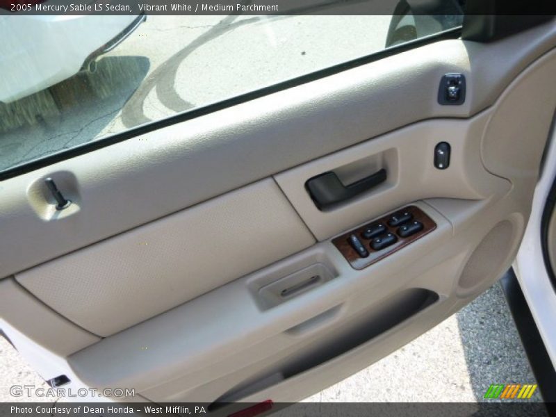 Vibrant White / Medium Parchment 2005 Mercury Sable LS Sedan