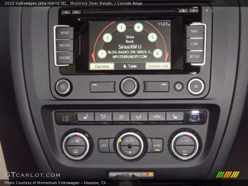 Moonrock Silver Metallic / Cornsilk Beige 2013 Volkswagen Jetta Hybrid SEL