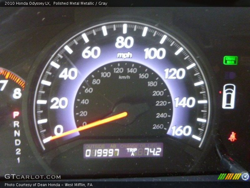Polished Metal Metallic / Gray 2010 Honda Odyssey LX