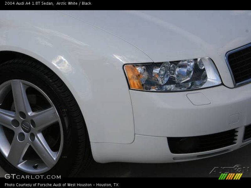 Arctic White / Black 2004 Audi A4 1.8T Sedan