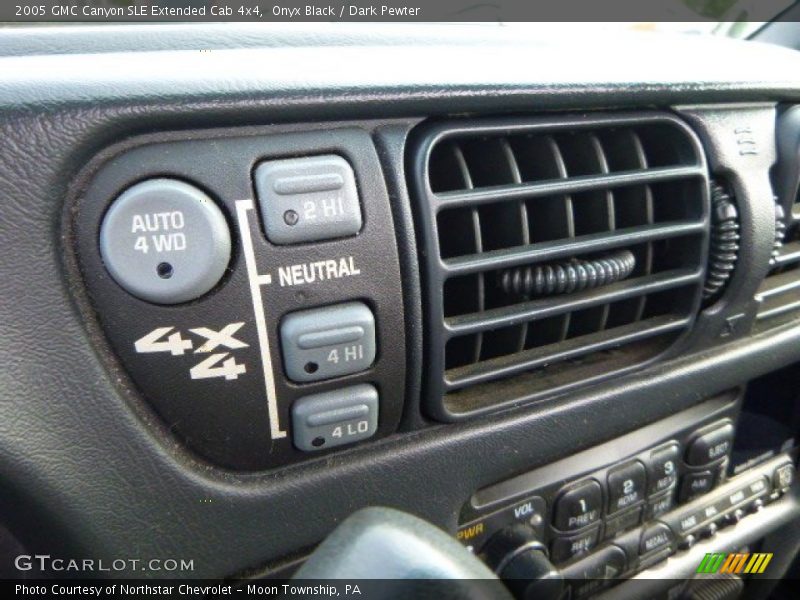 Onyx Black / Dark Pewter 2005 GMC Canyon SLE Extended Cab 4x4