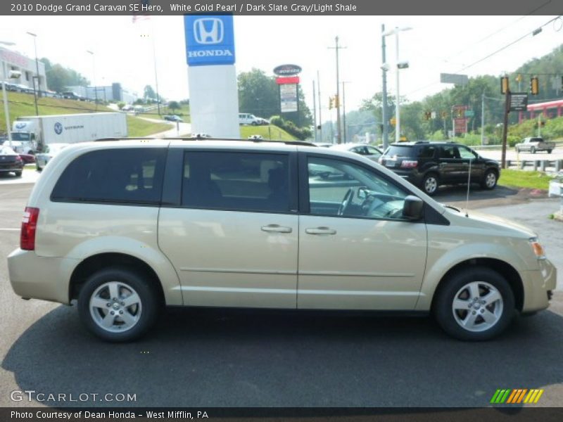 White Gold Pearl / Dark Slate Gray/Light Shale 2010 Dodge Grand Caravan SE Hero