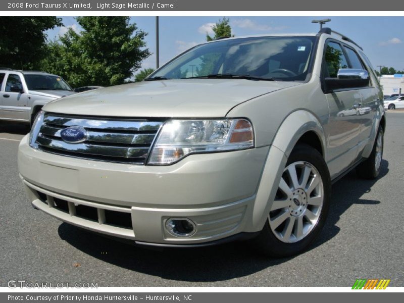 Front 3/4 View of 2008 Taurus X Limited