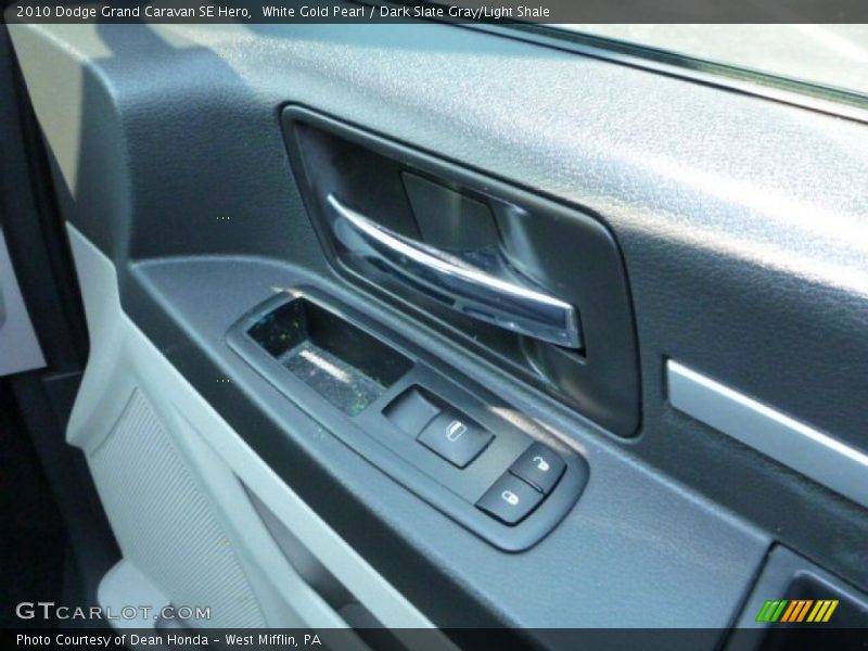 White Gold Pearl / Dark Slate Gray/Light Shale 2010 Dodge Grand Caravan SE Hero