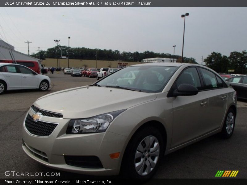 Champagne Silver Metallic / Jet Black/Medium Titanium 2014 Chevrolet Cruze LS