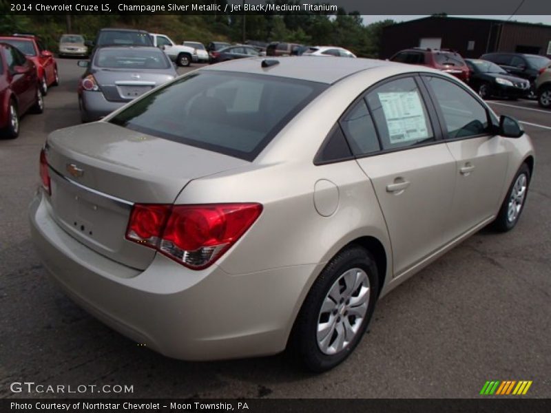 Champagne Silver Metallic / Jet Black/Medium Titanium 2014 Chevrolet Cruze LS