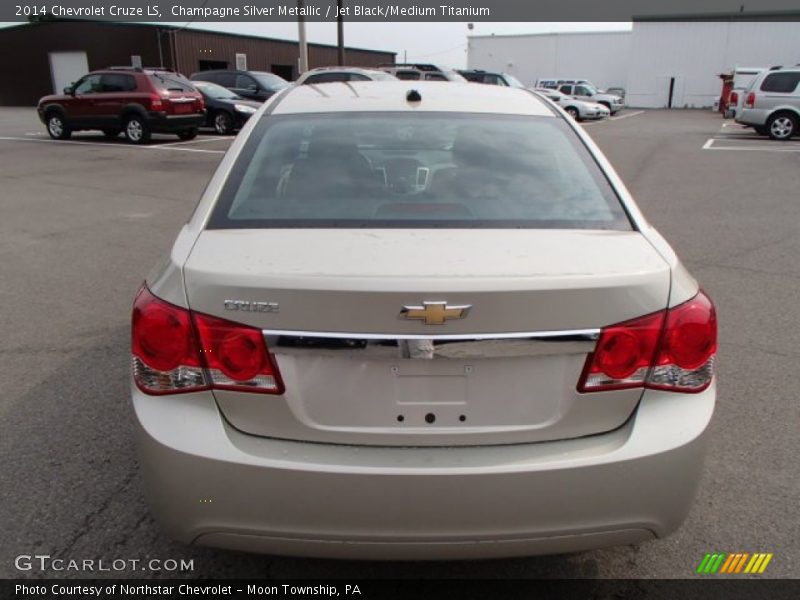 Champagne Silver Metallic / Jet Black/Medium Titanium 2014 Chevrolet Cruze LS