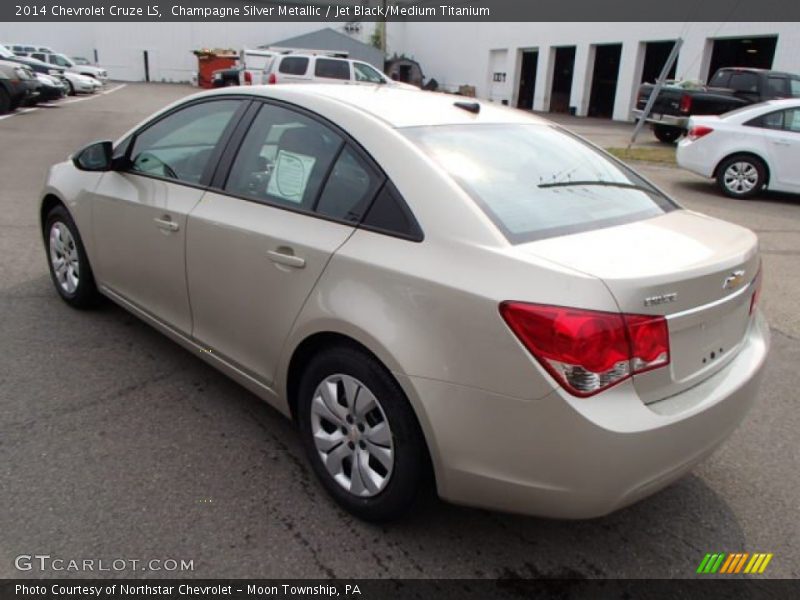 Champagne Silver Metallic / Jet Black/Medium Titanium 2014 Chevrolet Cruze LS