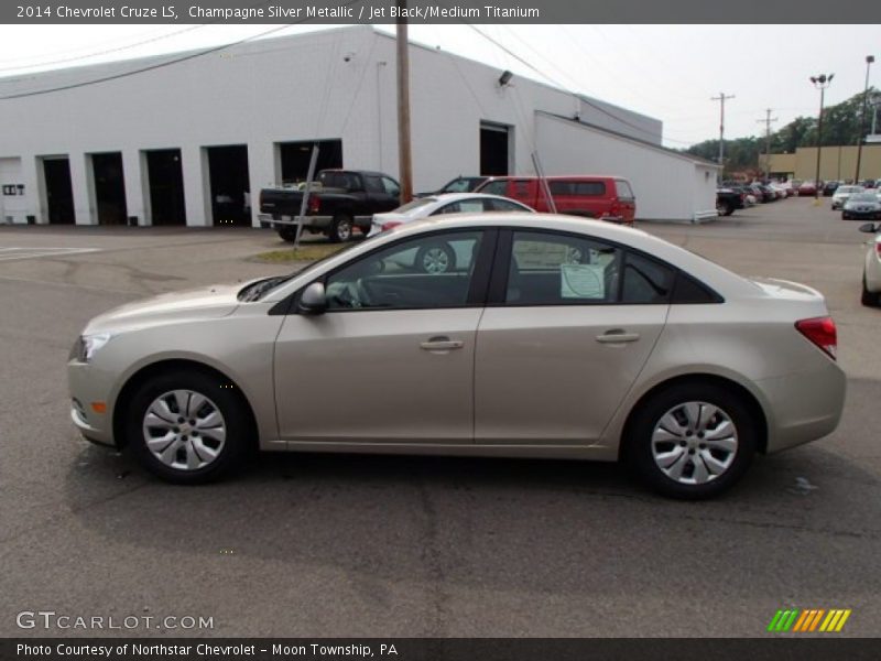 Champagne Silver Metallic / Jet Black/Medium Titanium 2014 Chevrolet Cruze LS