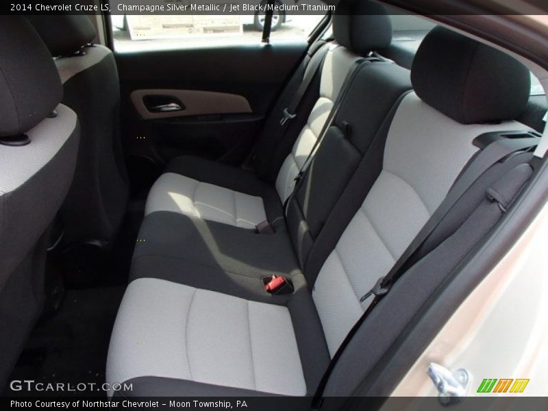 Champagne Silver Metallic / Jet Black/Medium Titanium 2014 Chevrolet Cruze LS