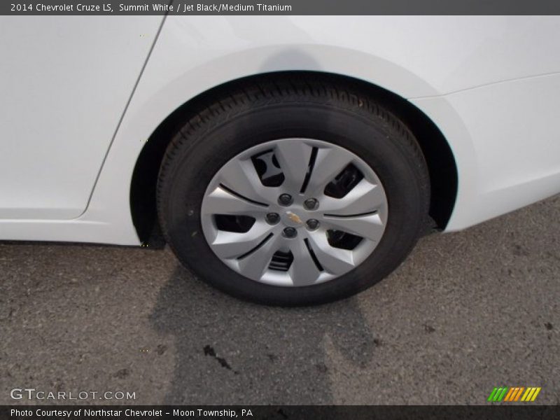 Summit White / Jet Black/Medium Titanium 2014 Chevrolet Cruze LS