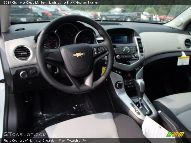 Summit White / Jet Black/Medium Titanium 2014 Chevrolet Cruze LS
