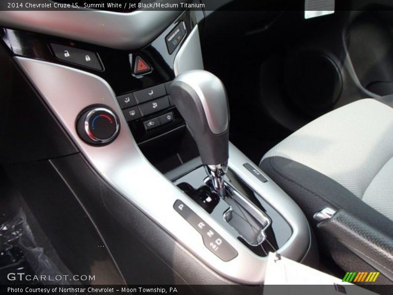 Summit White / Jet Black/Medium Titanium 2014 Chevrolet Cruze LS