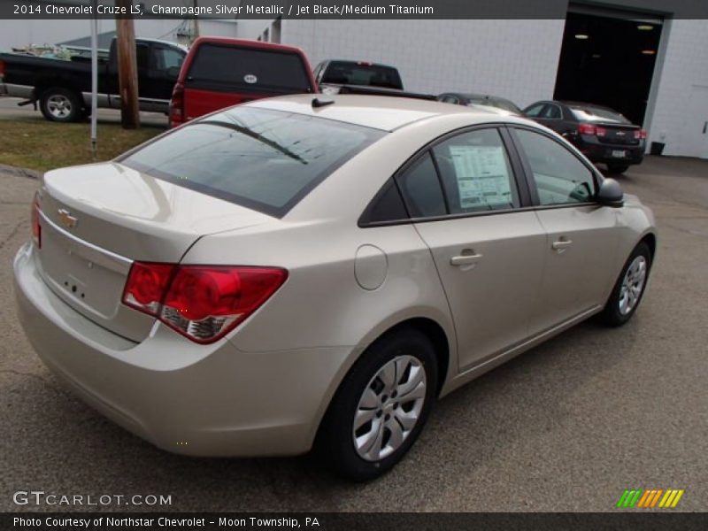 Champagne Silver Metallic / Jet Black/Medium Titanium 2014 Chevrolet Cruze LS