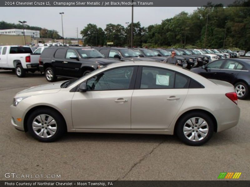 Champagne Silver Metallic / Jet Black/Medium Titanium 2014 Chevrolet Cruze LS