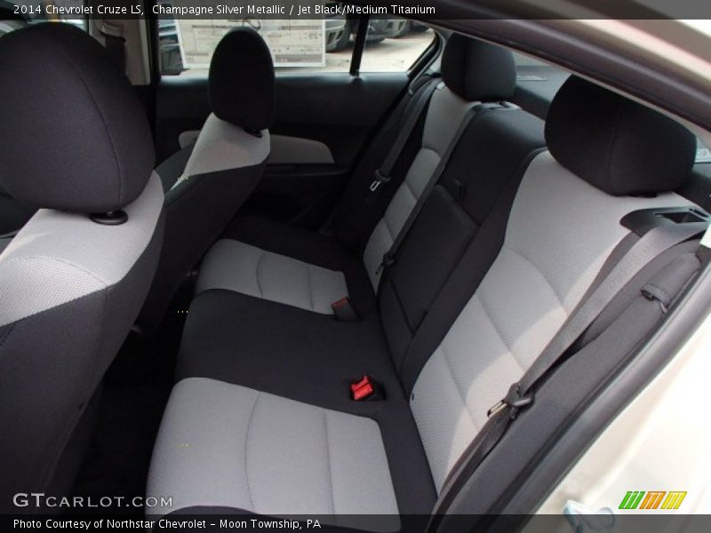 Champagne Silver Metallic / Jet Black/Medium Titanium 2014 Chevrolet Cruze LS