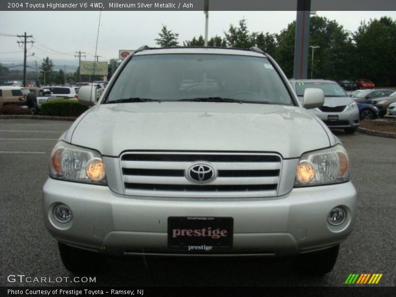 Millenium Silver Metallic / Ash 2004 Toyota Highlander V6 4WD