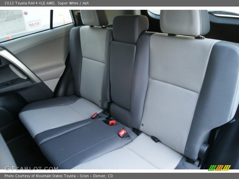 Super White / Ash 2013 Toyota RAV4 XLE AWD