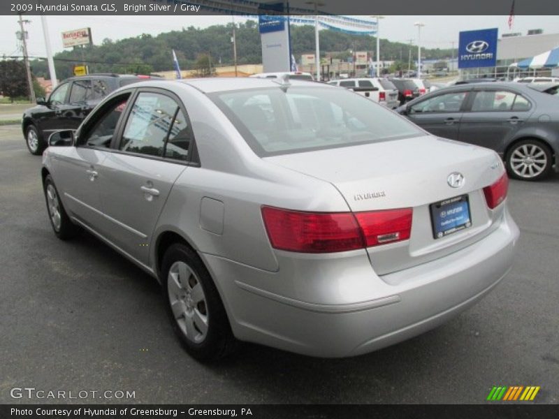 Bright Silver / Gray 2009 Hyundai Sonata GLS