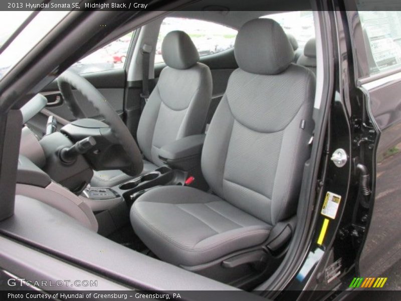 Midnight Black / Gray 2013 Hyundai Sonata SE