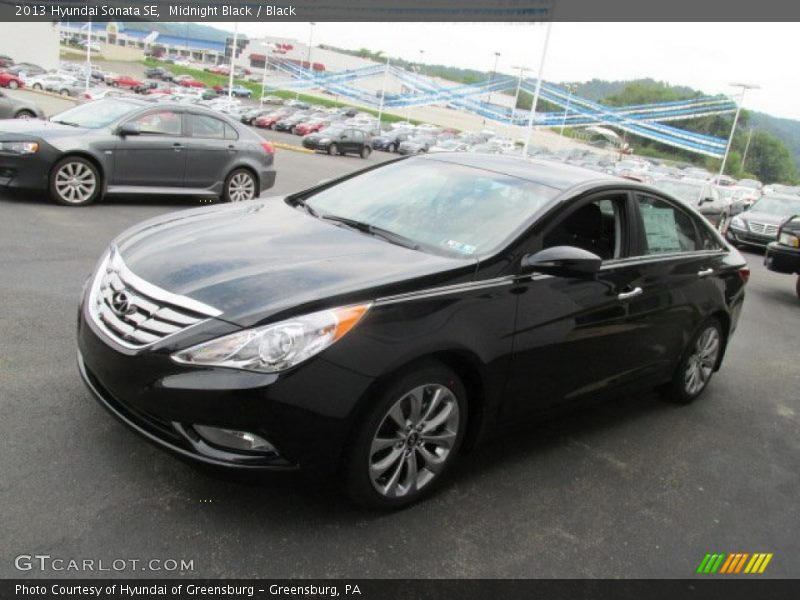 Midnight Black / Black 2013 Hyundai Sonata SE