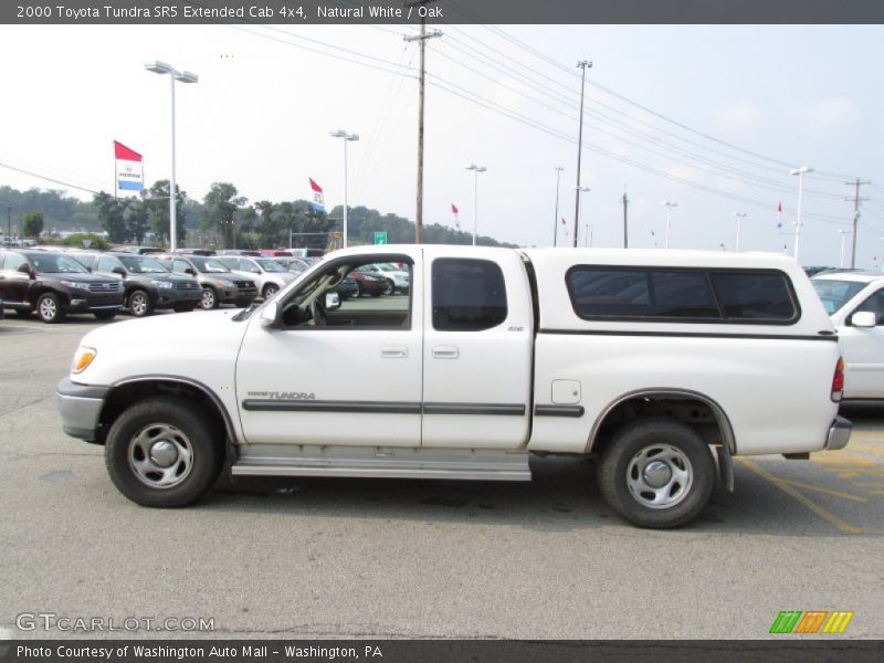 Natural White / Oak 2000 Toyota Tundra SR5 Extended Cab 4x4