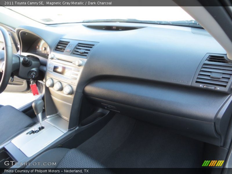 Magnetic Gray Metallic / Dark Charcoal 2011 Toyota Camry SE