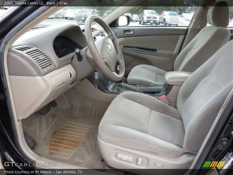 Black / Gray 2005 Toyota Camry LE