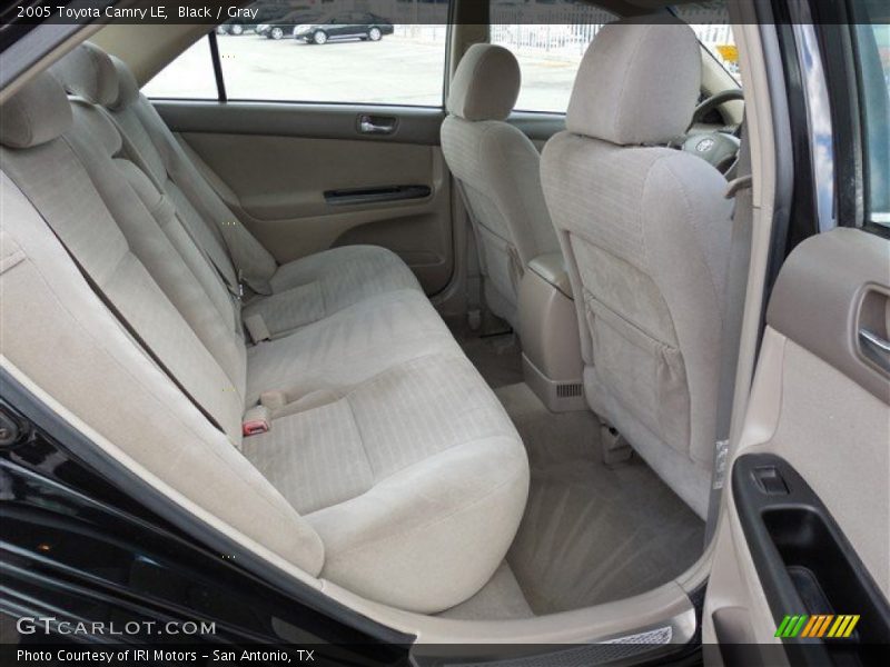 Black / Gray 2005 Toyota Camry LE